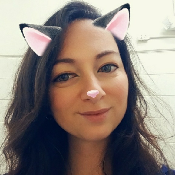 Meet your Posher, Bobbie jo - Picture 2 of 3